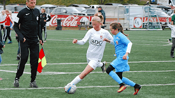 Plukket ut til talentleir - Opp